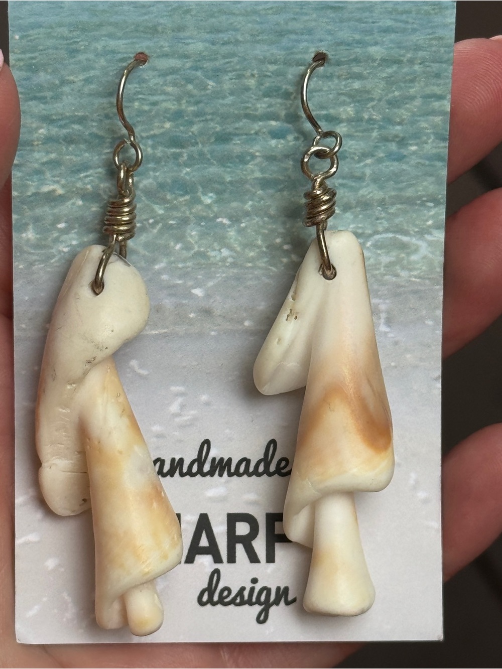 Handmade Natural Shell Dangle Earrings - Cream & Light Tan